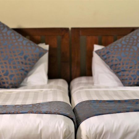 Chamiachi Hotel & Apartments Bamburi Exterior foto